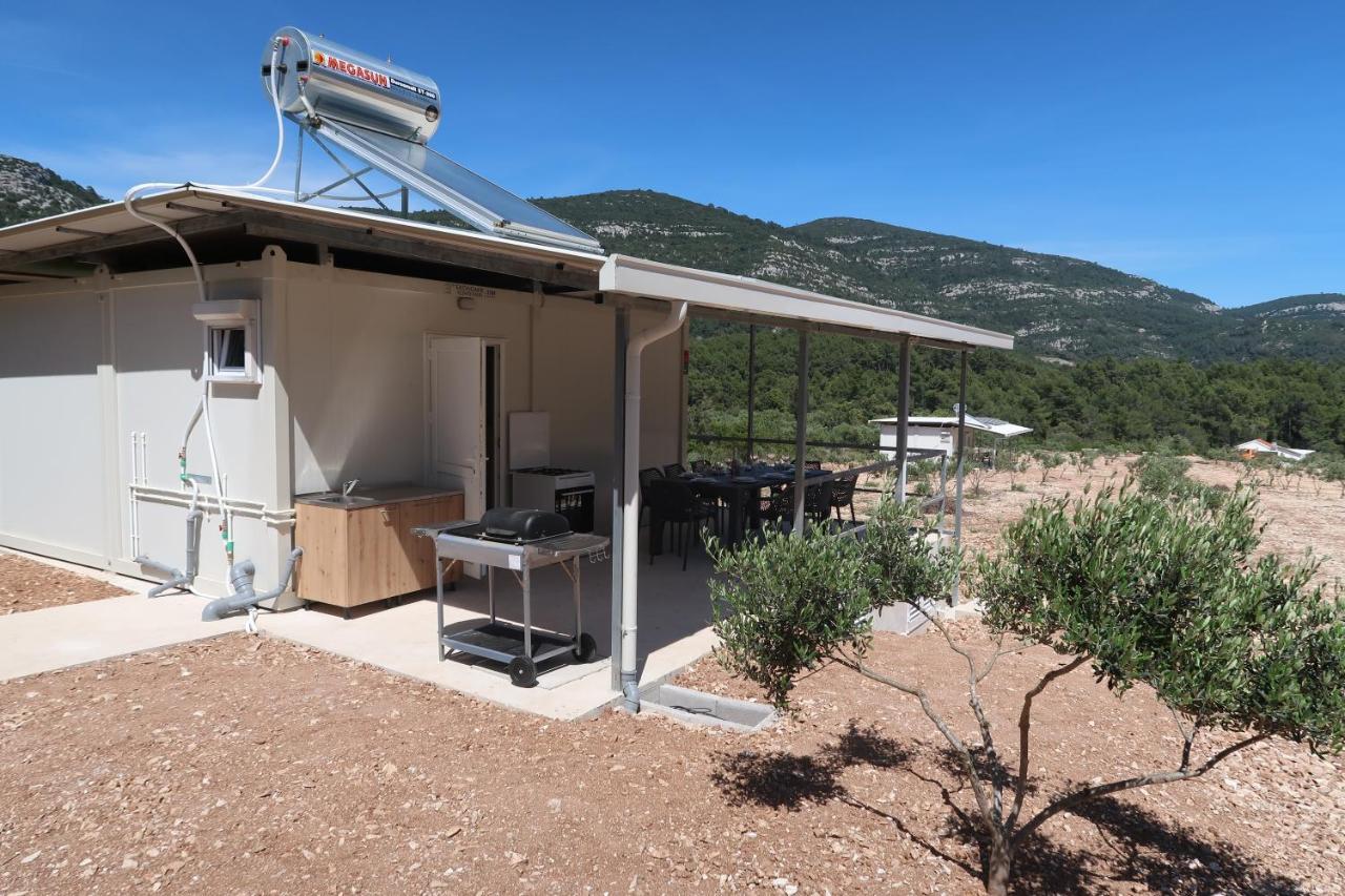 Villa Robinson Olive Tree Huts Čara Exterior foto