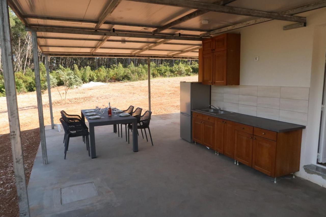 Villa Robinson Olive Tree Huts Čara Exterior foto