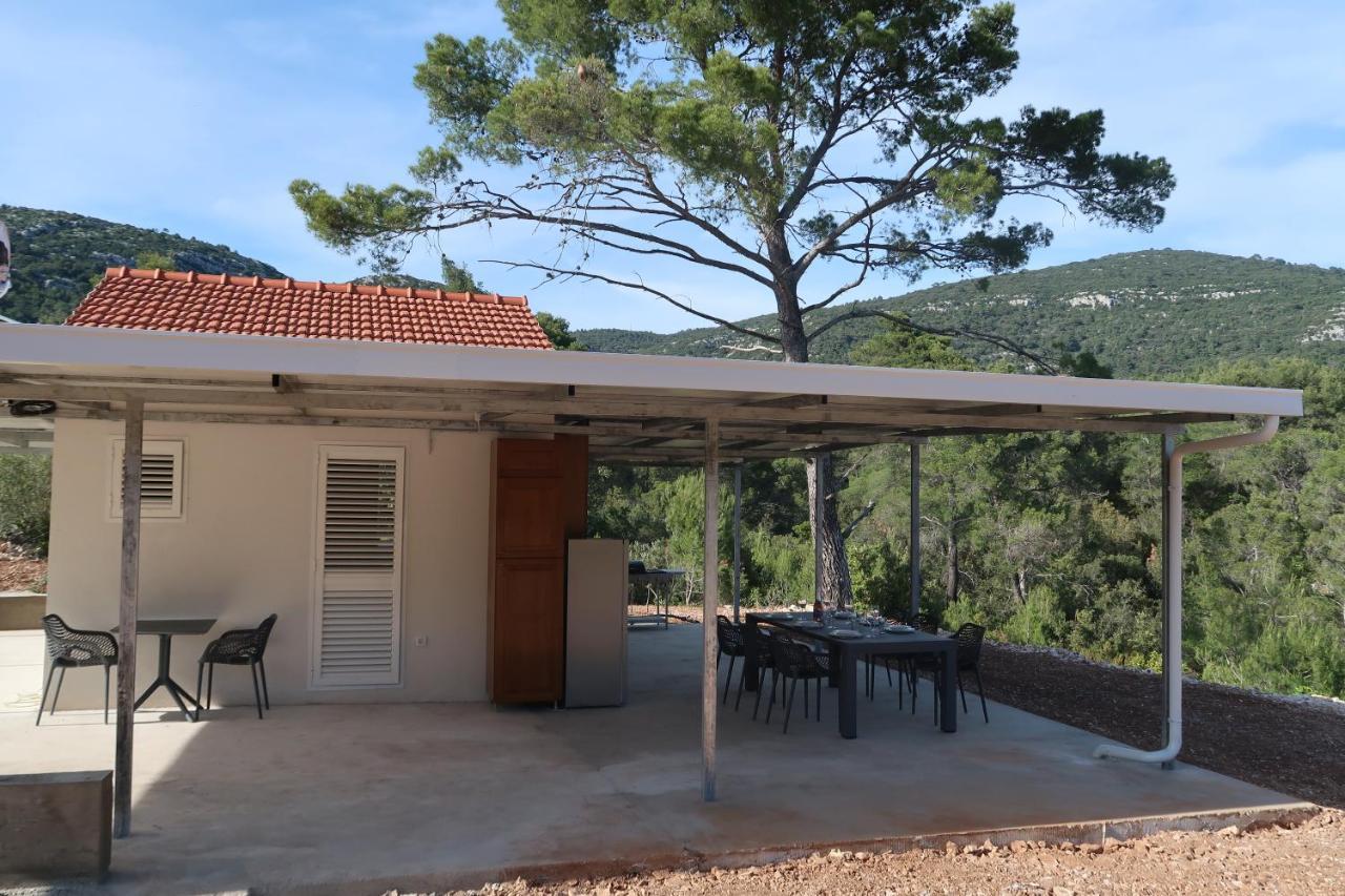Villa Robinson Olive Tree Huts Čara Exterior foto