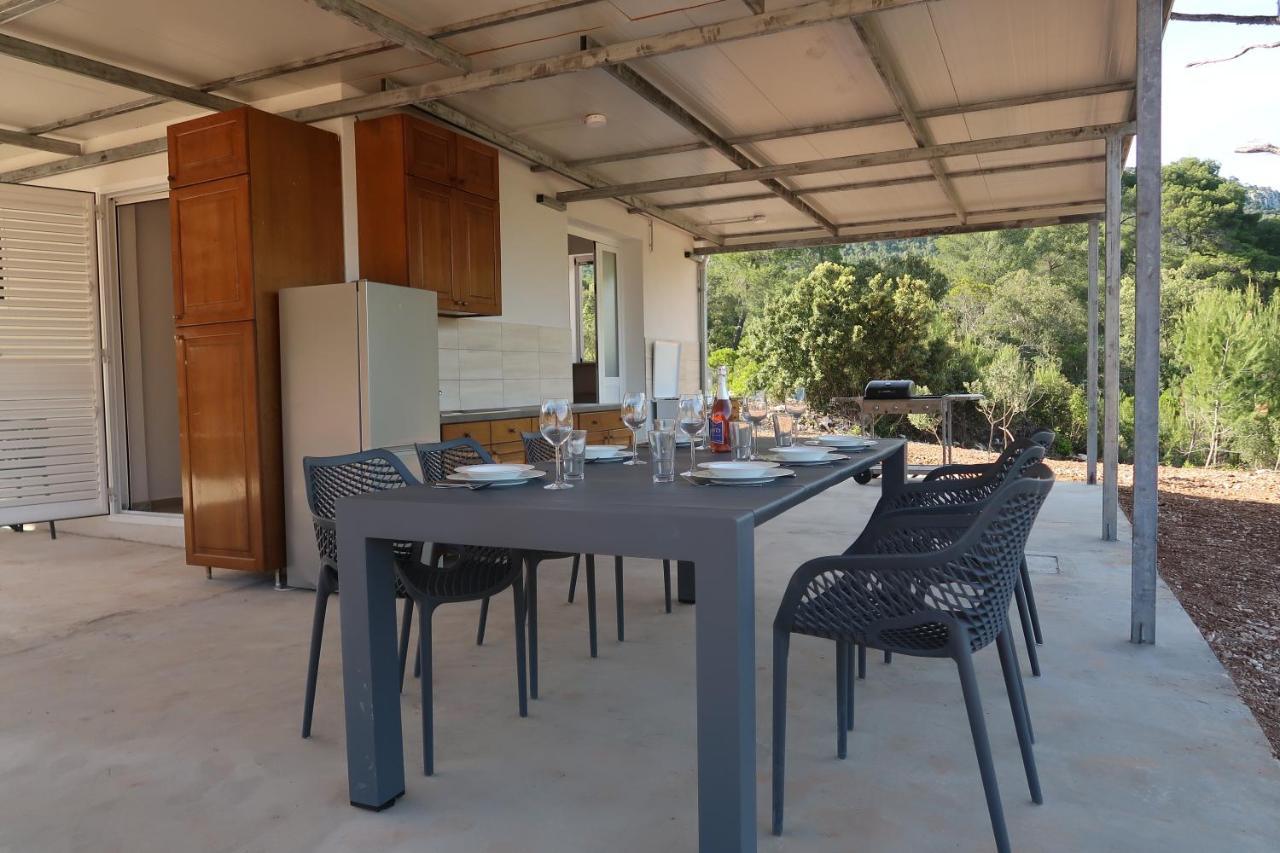 Villa Robinson Olive Tree Huts Čara Exterior foto